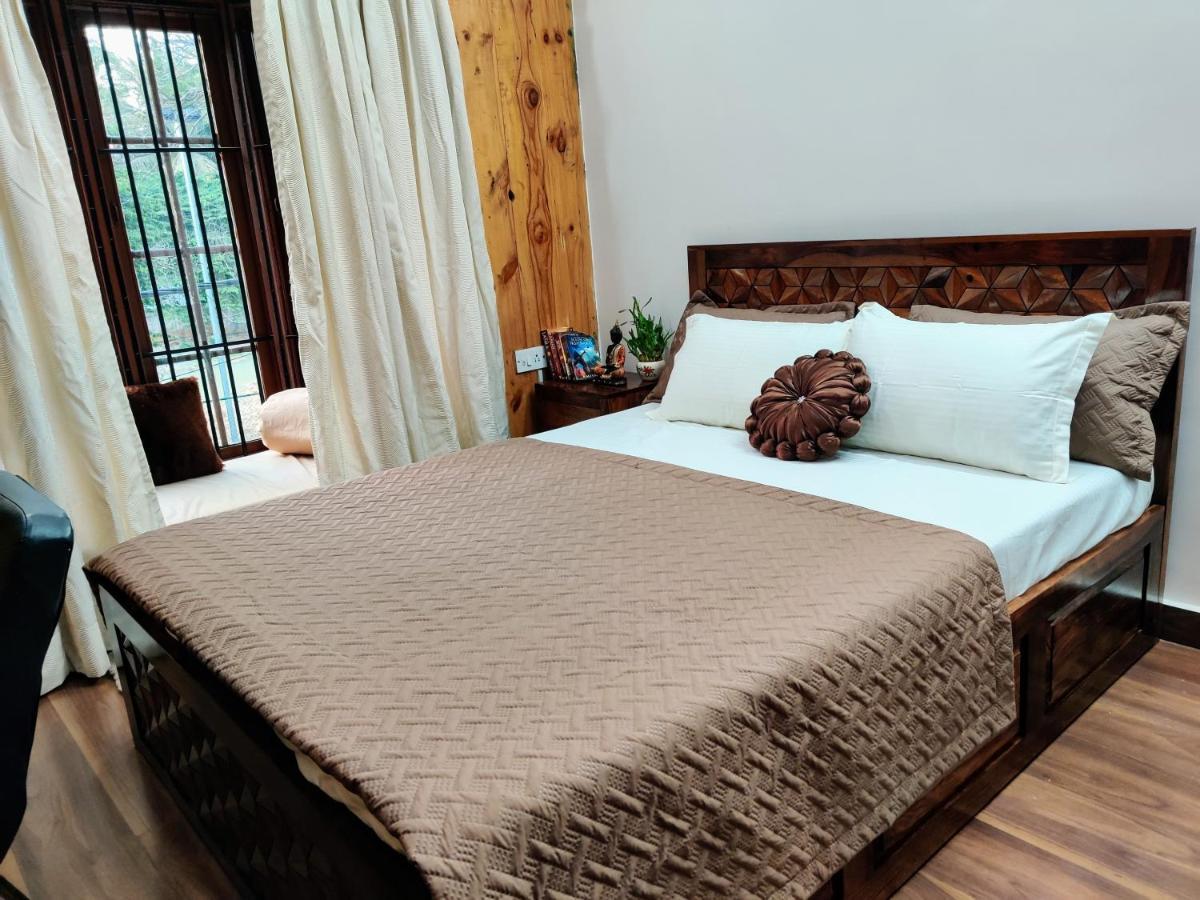 The Rustic Manor - Homestay Бангалор Екстериор снимка
