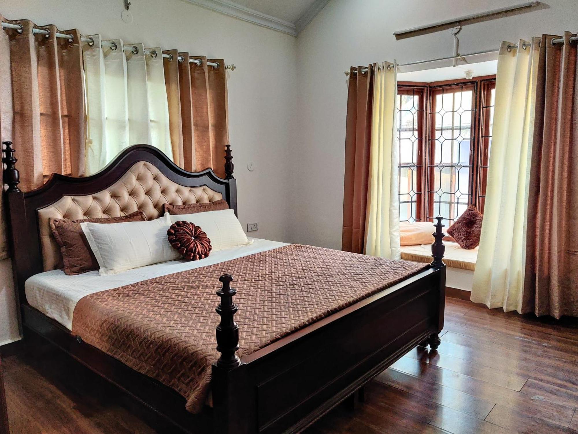 The Rustic Manor - Homestay Бангалор Екстериор снимка