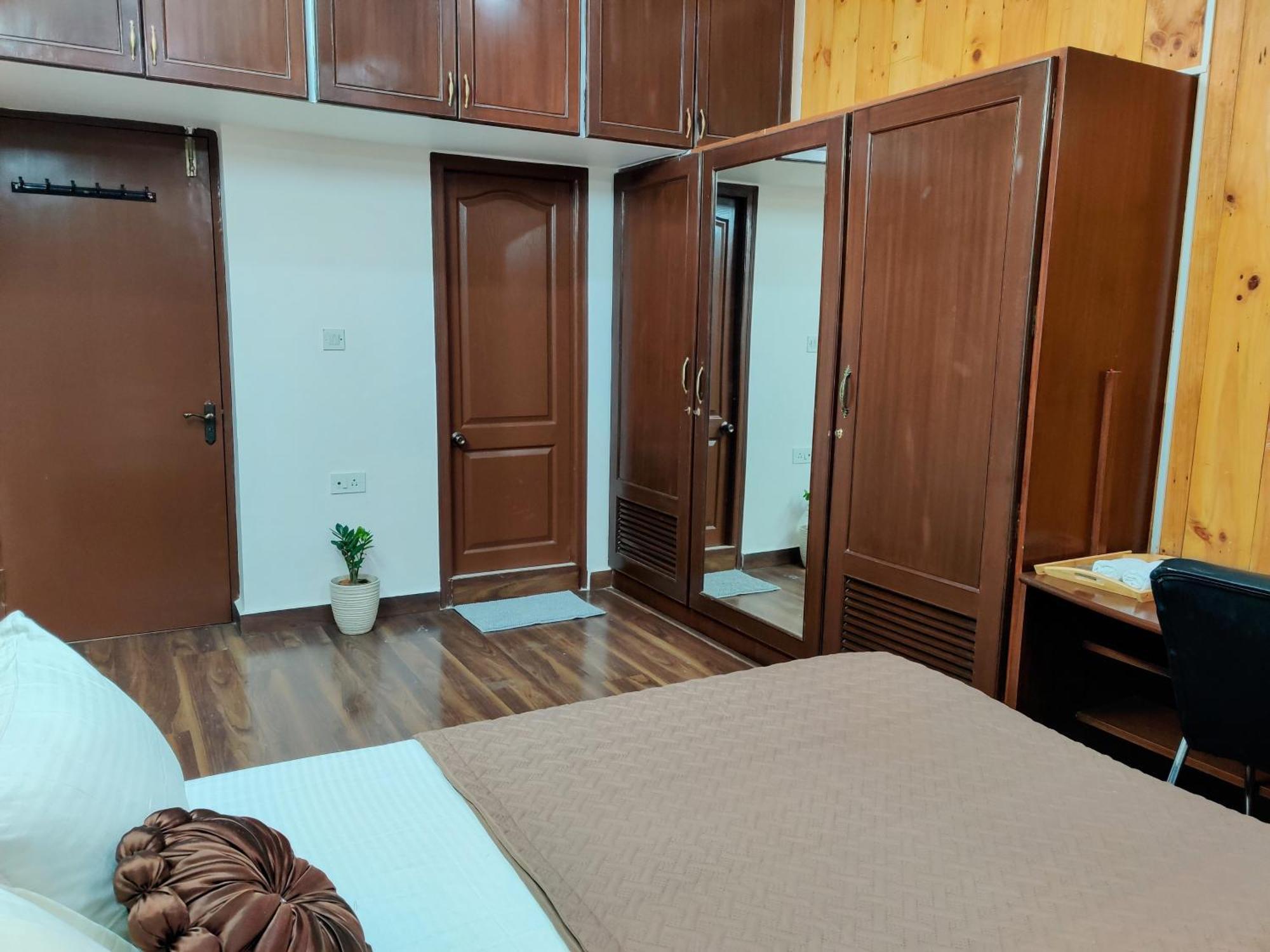 The Rustic Manor - Homestay Бангалор Екстериор снимка